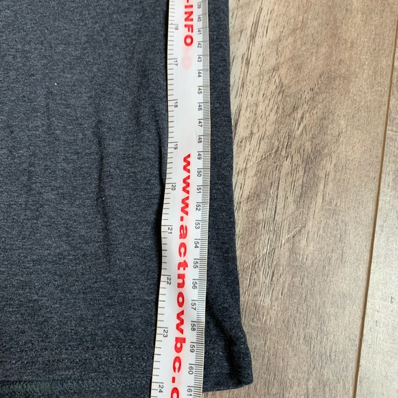 CHEERIOS BEE WHO NEEDS PANTS T-shirt SMALL dark gray distressed style CEREAL - Picture 6 of 6